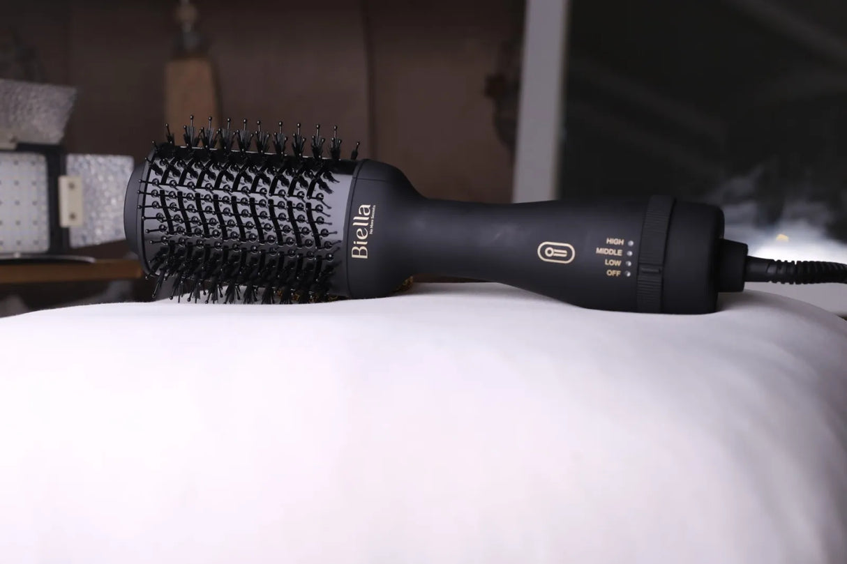 Biella Brush + Travel Bag