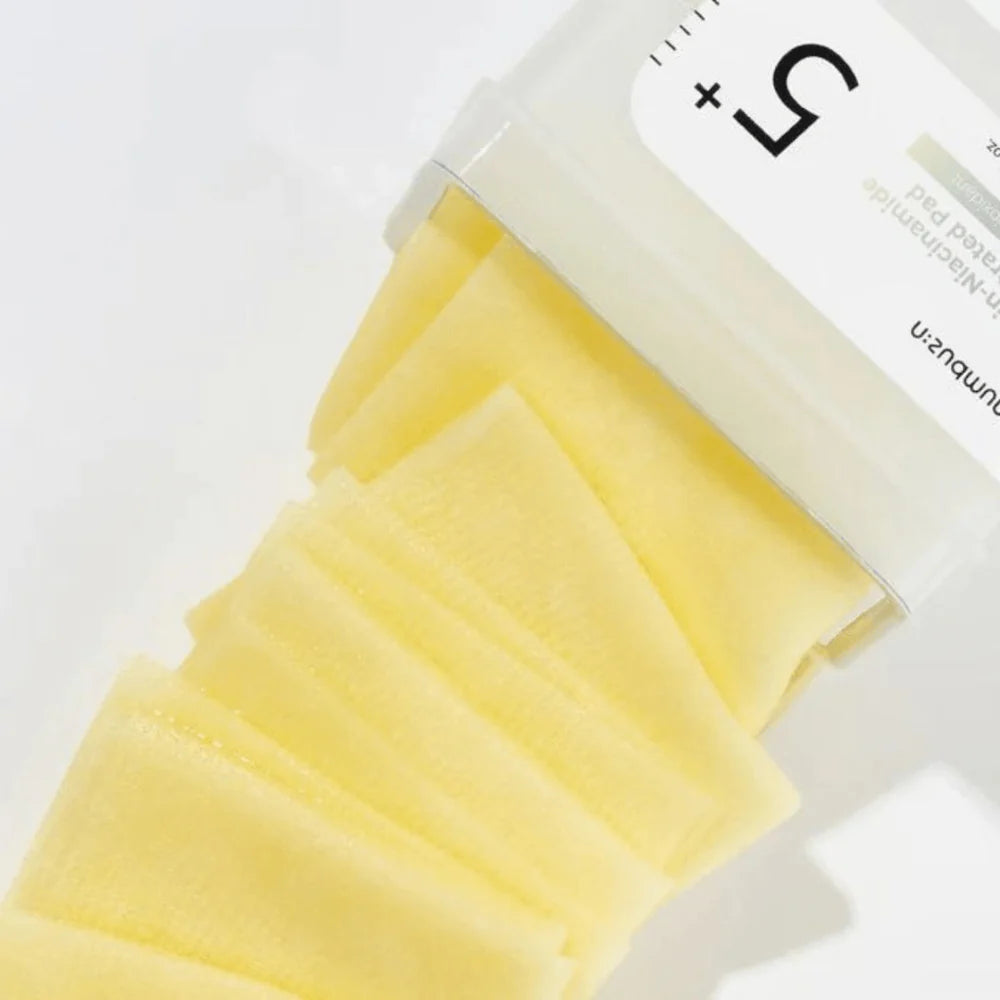 منظفات قطنية بالنياسيناميد المركز Numbuzin No.5 Vitamin-Niacinamide Concentrated Pad(70Pads)